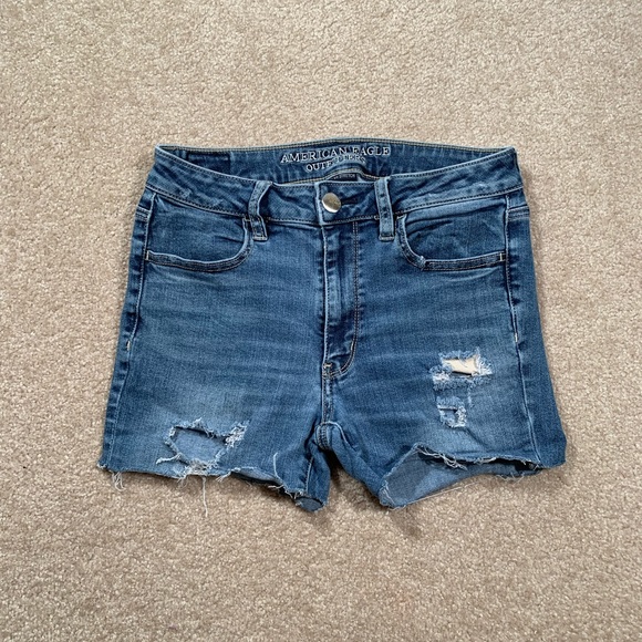 American Eagle Denim Shorts (US 6) - Picture 1 of 11